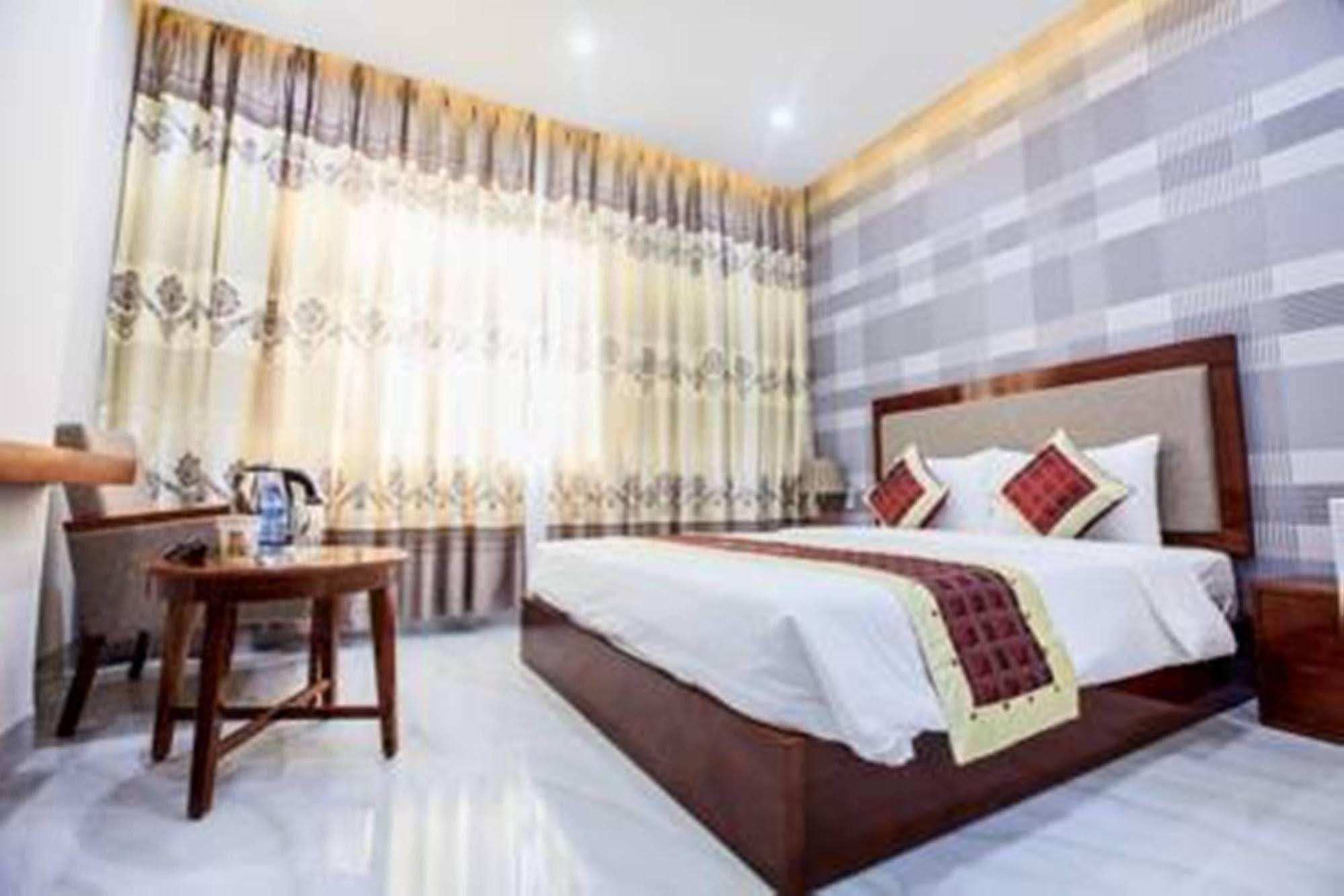 My Hanh Hotel Дананг Экстерьер фото